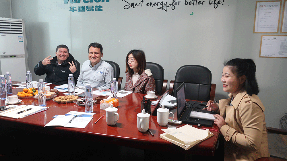 哥倫比亞的客戶(hù)來(lái)我廠(chǎng)驗(yàn)貨